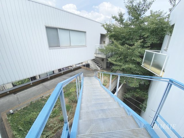 さくら木ヴィレッジのその他共用部分|3階から見る中庭☆