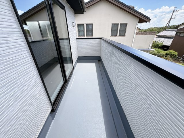柏市大室　全18区画のバルコニー