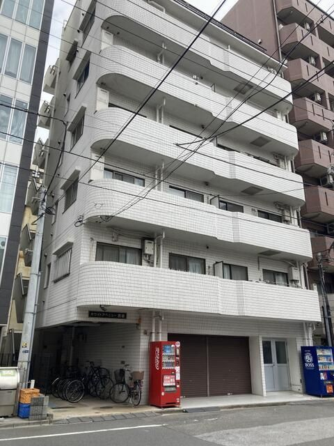 ホワイトアベニュー古谷の外観