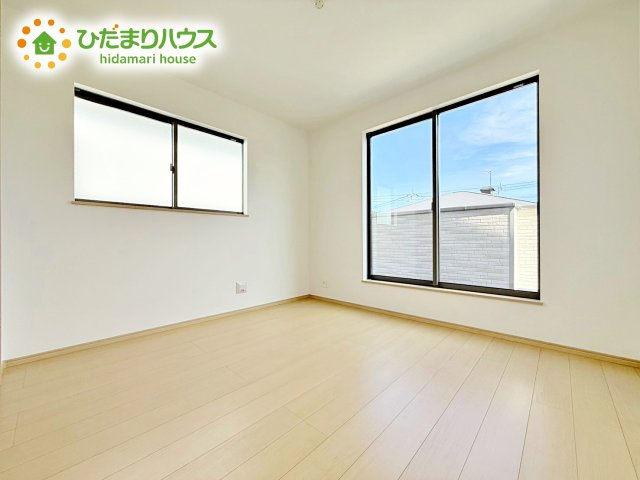 【洋室】 | ひたちなか市相金町33番　新築戸建　A号棟 | ご家族様一人ひとりの大切なプライベート空間。シンプルなデザインなので、趣味・感性で個性的に飾ることができます♪