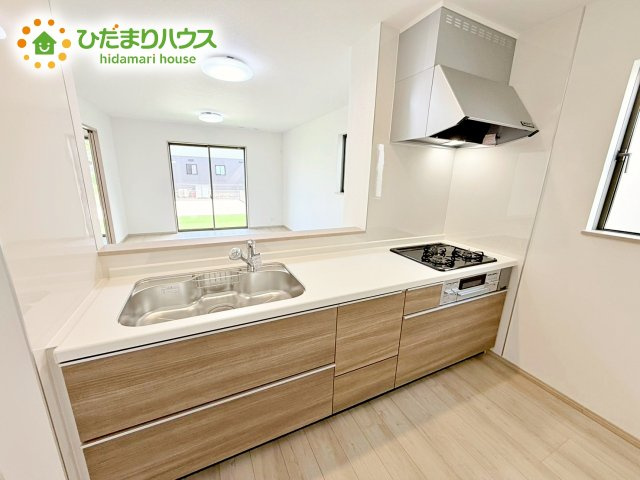 【キッチン】 | ひたちなか市相金町33番　新築戸建　B号棟 | ご夫婦やお子様と料理をする時間が楽しくなる使い勝手の良いキッチンです(^^)/