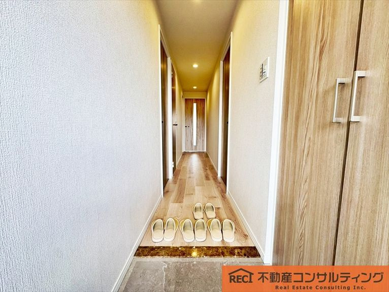 モンセーヌ住吉川公園1番館の玄関