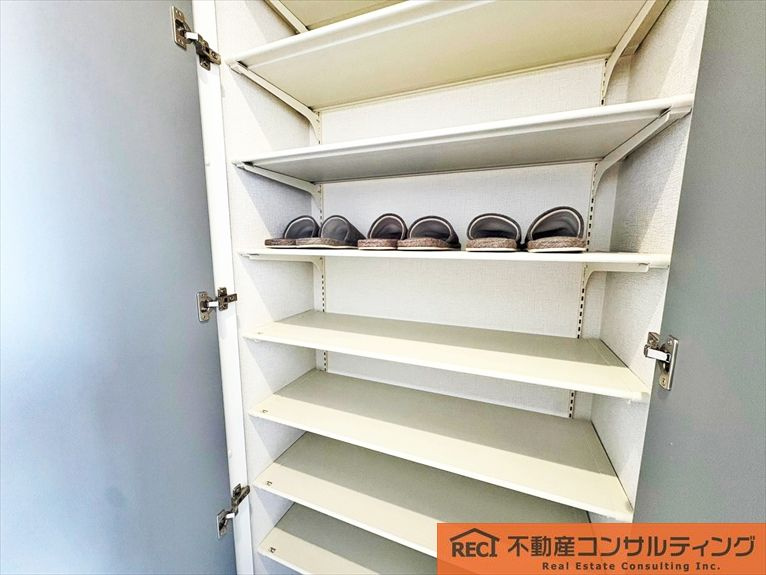 モンセーヌ住吉川公園1番館の収納