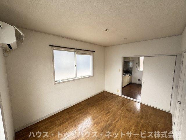 ハイツヤナギの洋室