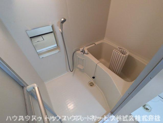 フローラの浴室