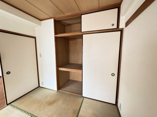 シントウキョウビルの収納