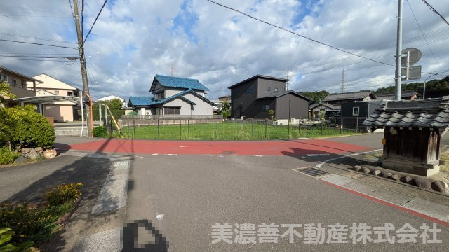 ６７２７６　山県市高富字森土地の外観