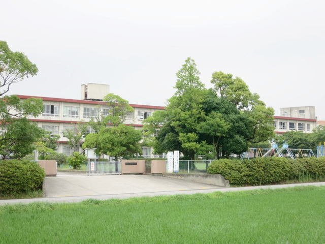 ミニョン　ヴィラ　野寺道の周辺|米津小学校まで900m