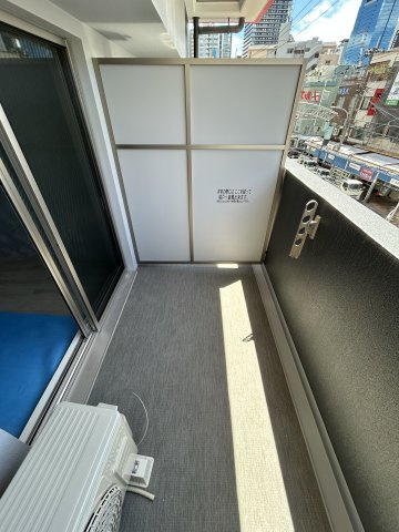 【バルコニー】セレニテ西元町アリエ