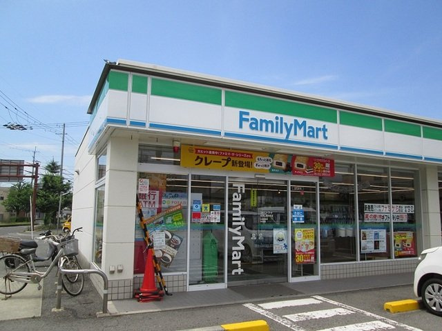 【周辺】 | フロレゾンＤ | ファミリーマート雄松町店様まで650m