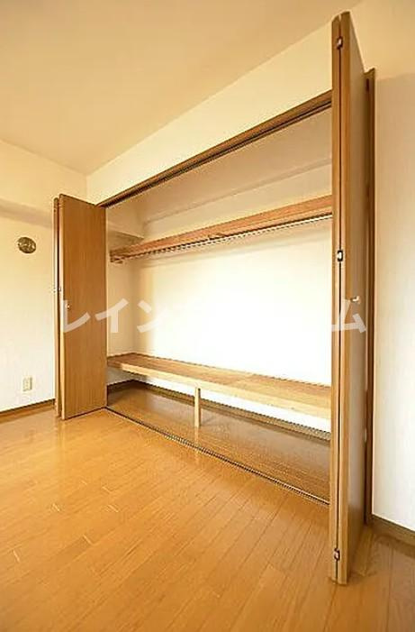 ソレイユ市川の収納
