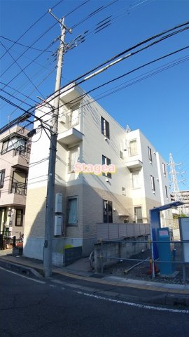 ゼフィール大宮の外観