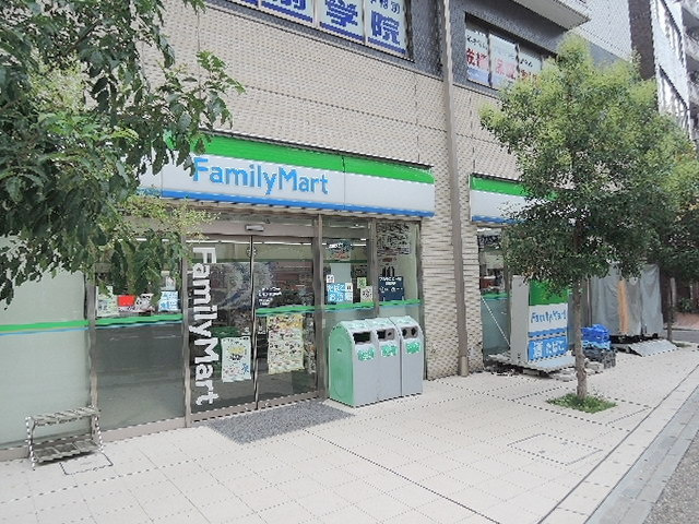 Ｌｕｍｉｅｒｅ　Ｙｏｋｏｈａｍａのその他|ファミリーマートシマダ黄金町店