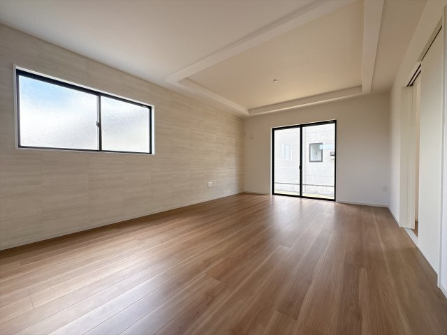 柏市大室　全18区画の洋室