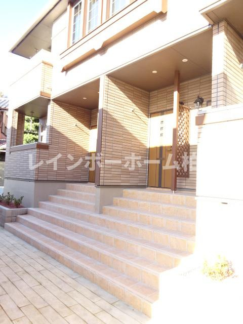シャルマンBのエントランス|建物の内部です