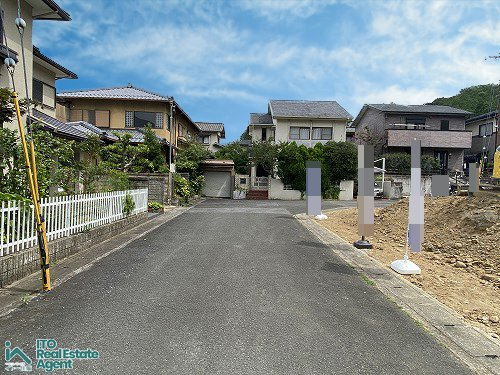 岩倉花園町 新築戸建(9期1号地)の前面道路含む現地写真