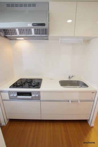 JASPER御堂筋本町　仲介手数料無料のキッチン