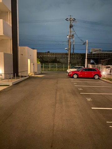 ル・ソレイユ　名古屋市賃貸　仲介手数料無料の駐車場