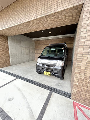 エクセルコート十間タワーの駐車場