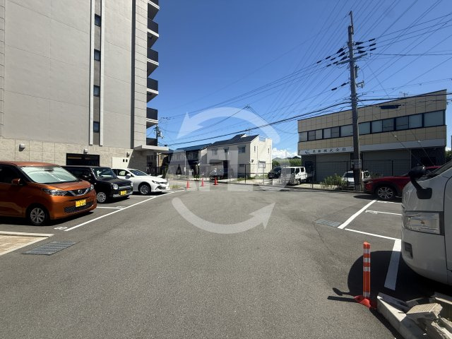 クローバー・ビュー北花田の駐車場|クローバー・ビュー北花田　駐車場