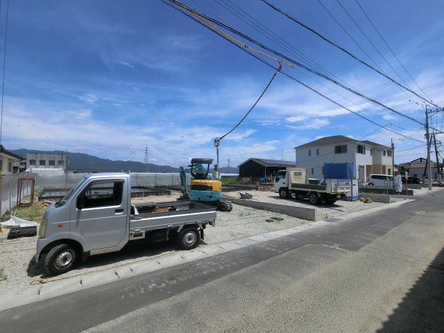 小城市三日月町第2の前面道路含む現地写真|前面道路含む現地写真です