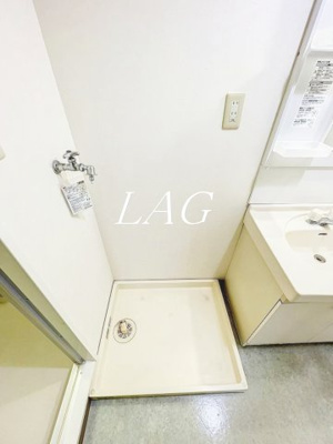 【設備】 | エトワール船堀 | 室内洗濯機置き場です。