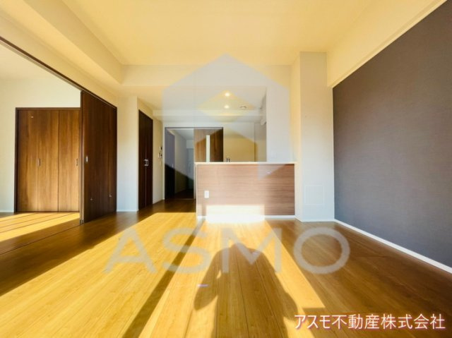 【居間・リビング】 | エルバ | 同マンション別部屋　参考写真