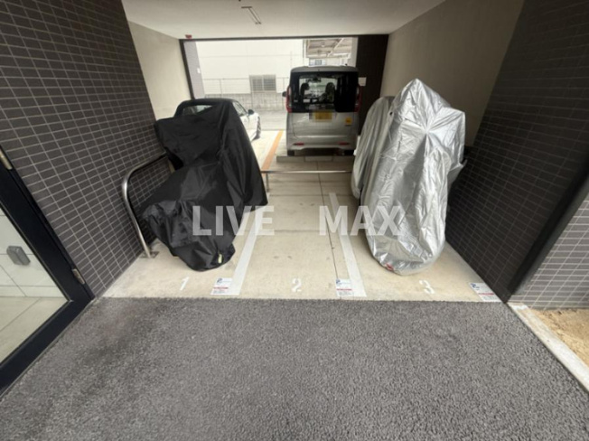 【駐車場】エスリード新北野グランリンク