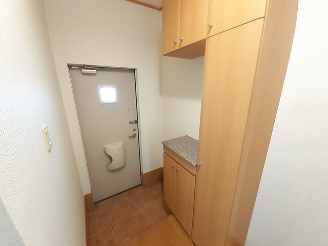 レジデンスさくら台Ｆの玄関|玄関