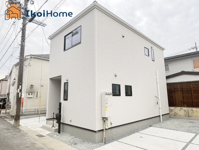 明石市魚住町清水27期　新築戸建の前面道路含む現地写真|【ホームページに現地動画掲載中】●年中無休：当日予約可●前面道路は幅員約3.8ｍ、交通量少なく安心