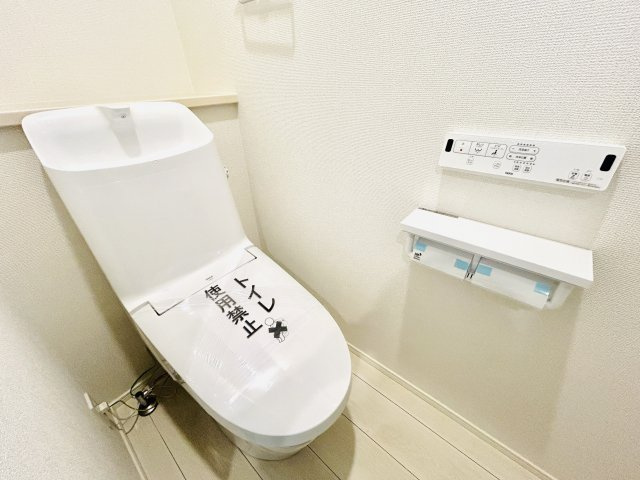 八千代市八千代台北12丁目01期のトイレ