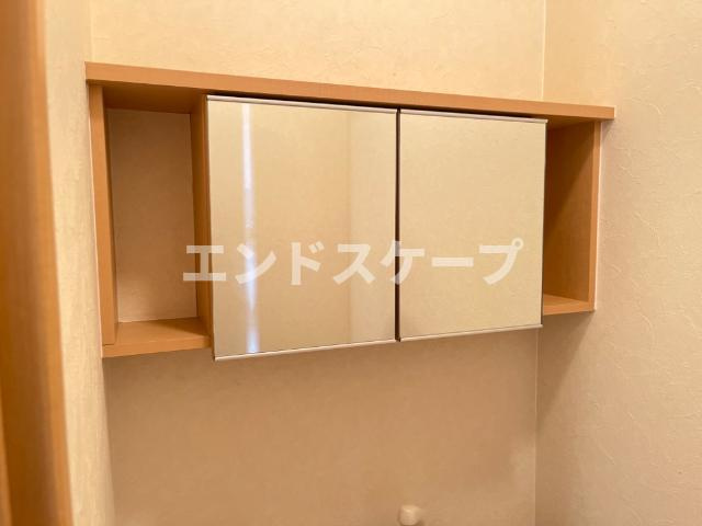 フォレスト・ヴィラの収納|トイレ収納
高崎、前橋のお部屋探しはエンドスケープまで！お客様の理想お聞かせ下さい♪