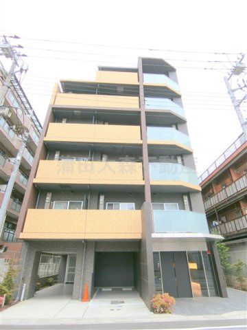 ブライズ多摩川の外観|2017年10月築　RC鉄筋コンクリート造地上6階建て総戸数32戸
Wi-Fiインターネット無料オートロック宅配BOXゴミ捨て場付分譲賃貸マンション
東京都大田区多摩川1丁目