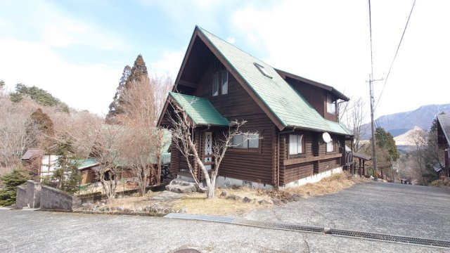 湯布院町塚原の外観