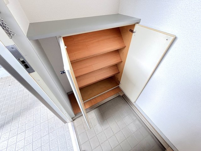 サンライズ矢賀Aの玄関