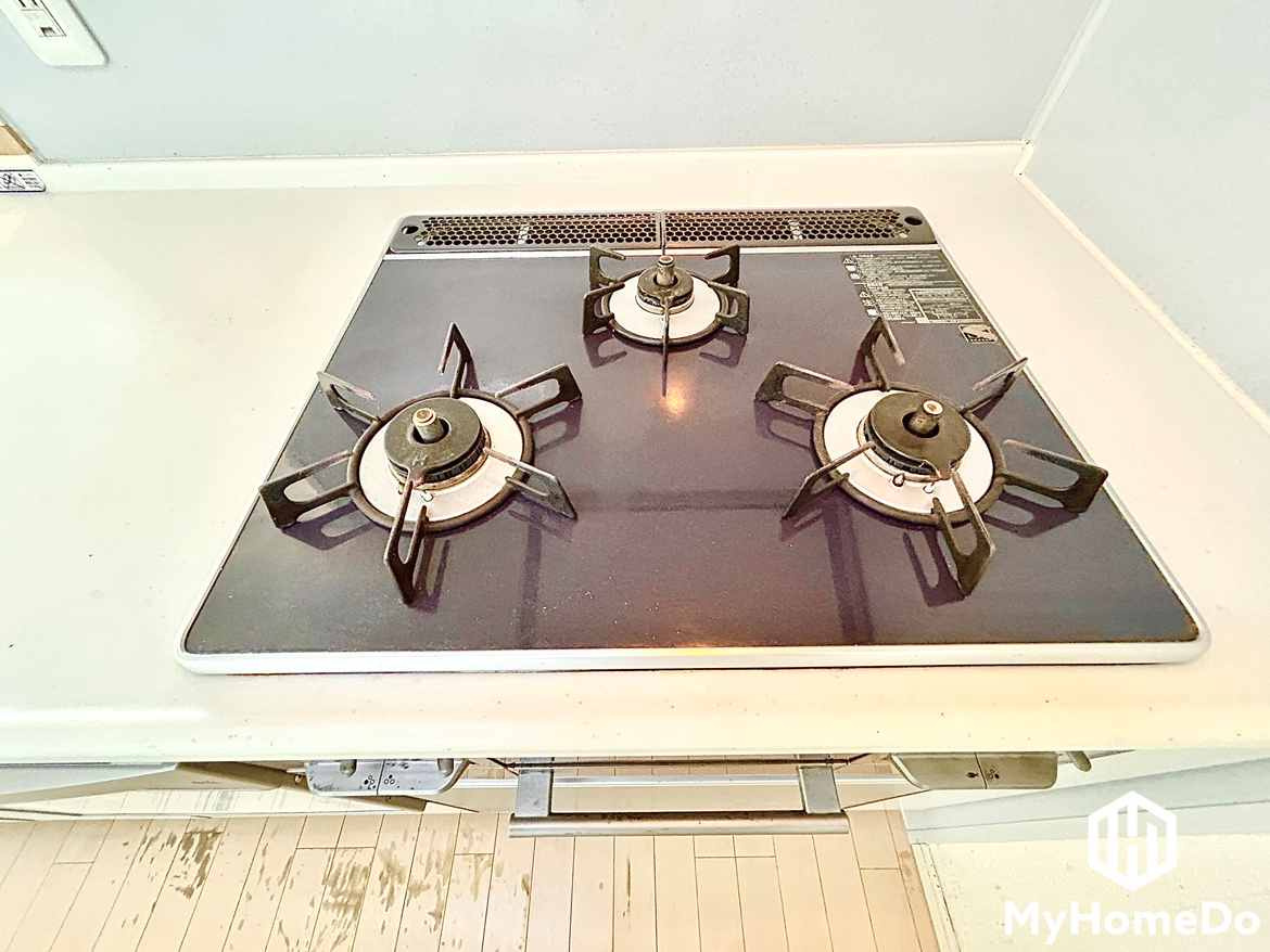 ユニーブル黒川シティのその他|同時にたくさんの料理を調理することができる3口コンロ。