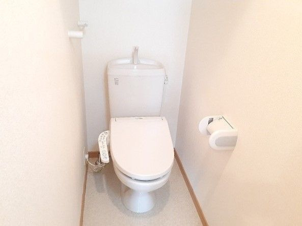 ベル　アンジュのトイレ|ゆったりとした空間のトイレです