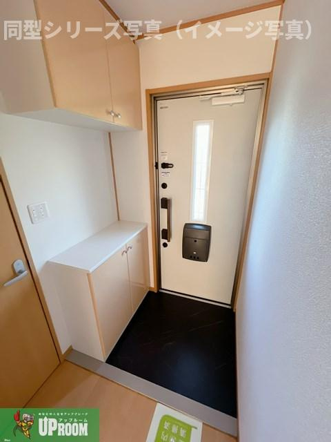 ジュヴィエ壱番館の玄関