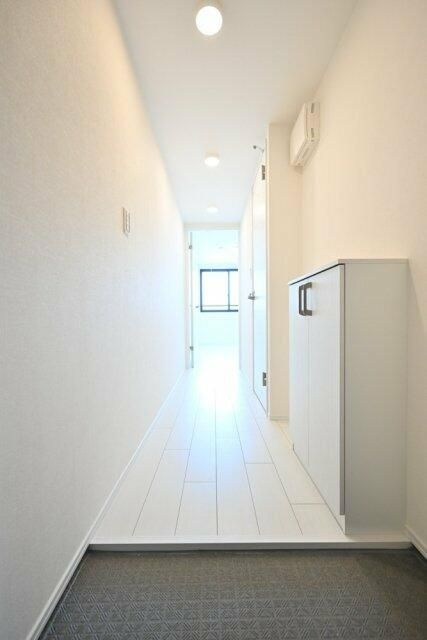 長楽町屋レジデンスの玄関