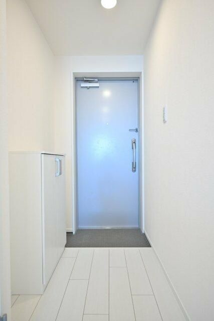 長楽町屋レジデンスの玄関