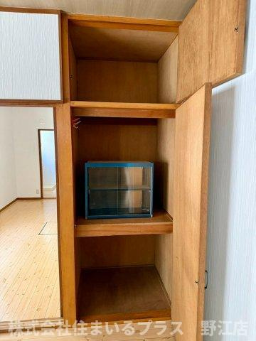 内代町一丁目貸家の収納
