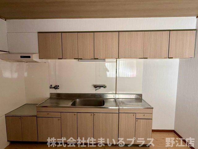 内代町一丁目貸家のキッチン
