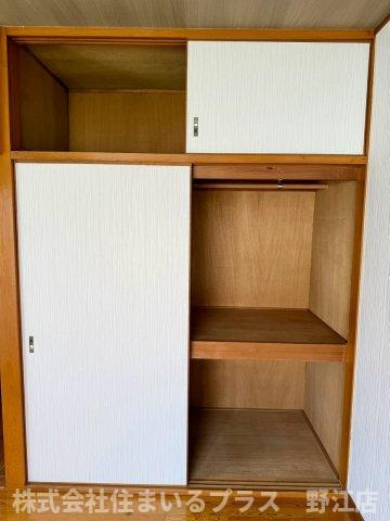 内代町一丁目貸家の収納