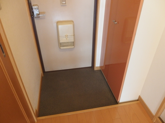 シェソワ東山の玄関