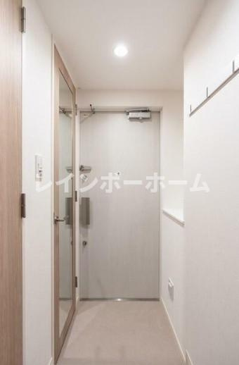 グランカーサ平井の玄関