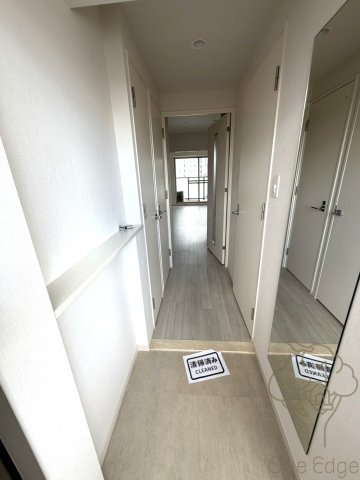 スプランディッド十三本町の玄関