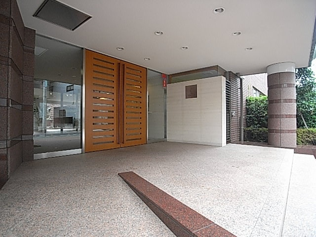【エントランス】