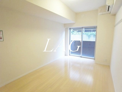 【居間・リビング】 | ヴィータローザ東府中 | 洋室のお部屋です。