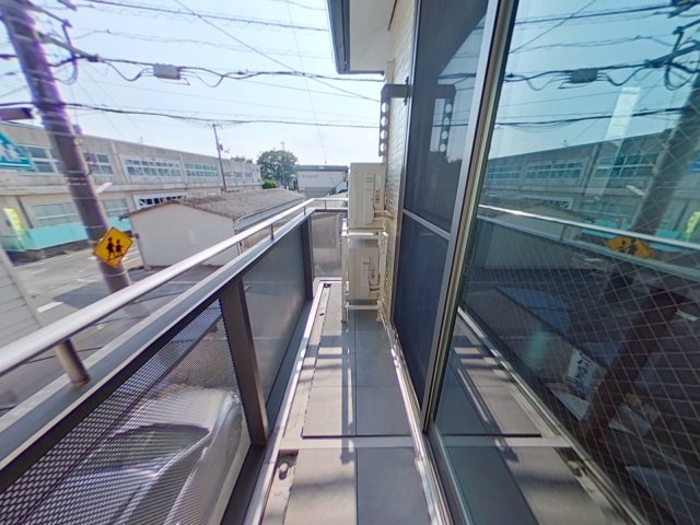 岡山市北区富町2丁目　一戸建てのその他|日差しが入り、開放感のあるバルコニーです。お洗濯物も干しやすく、日々の暮らしにうれしいスペースです。