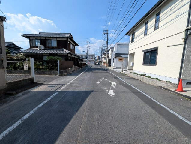 岡山市北区富町2丁目　一戸建ての前面道路含む現地写真|接道道路（北方向）
